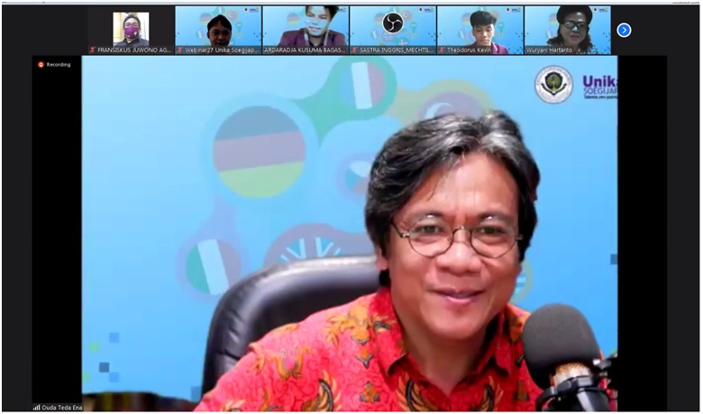 Public  Lecture FBS Unika Beri Wawasan Future Skills Mahasiswa