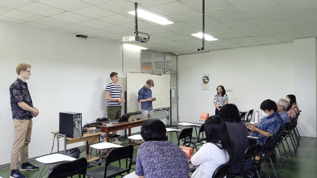 Empat Mahasiswa Geografi Sosial Universitas Radboud Belajar di PMLP Unika Soegijapranata