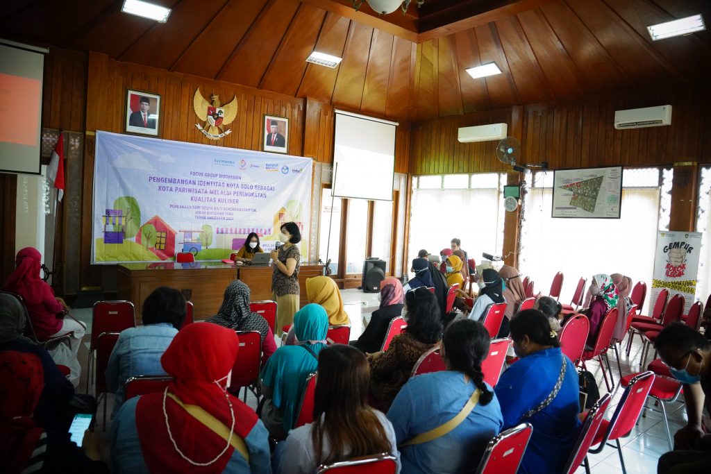 Tim Kedaireka Unika Soegijapranata Kembangkan Identitas Solo Melalui Peningkatan Kualitas Kuliner Tim Kedaireka Unika Soegijapranata Kembangkan Identitas Solo Melalui Peningkatan Kualitas Kuliner