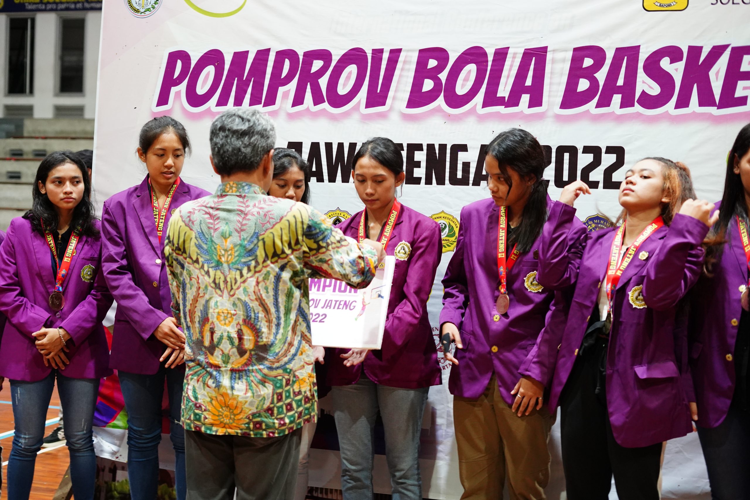 Tim Basket Putri Unika Juara POMPROV Jateng 2022 Tim Basket Putri Unika Juara POMPROV Jateng 2022