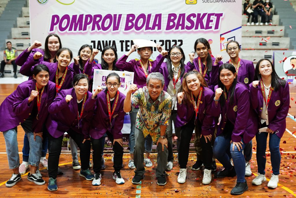 Tim Basket Putri Unika Tampil di Pomnas, Usai Rebut Medali Emas Pomprov