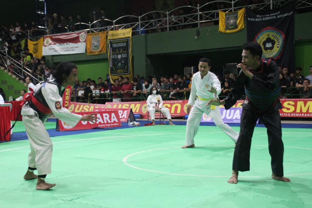 FHK Unika Soegijapranata Raih Perunggu Kompetisi Pencak Silat FHK Unika Soegijapranata Raih Perunggu Kompetisi Pencak Silat