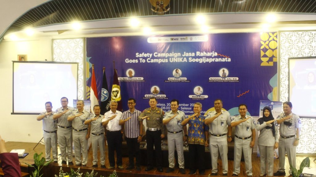 Unika Soegijapranata bersama Jasa Raharja Adakan Workshop Safety Campaign Unika Soegijapranata bersama Jasa Raharja Adakan Workshop Safety Campaign