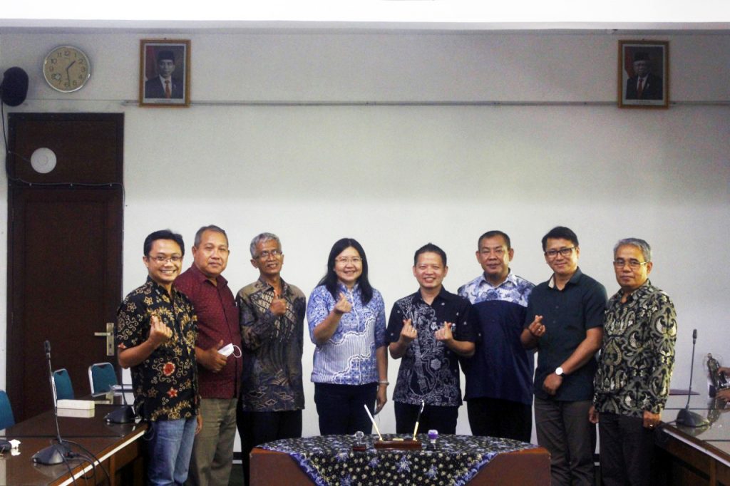 Rektor Unika Soegijapranata Tanda Tangani Nota Kesepahaman dengan Empat Sekolah Menengah Atas (SMA)
