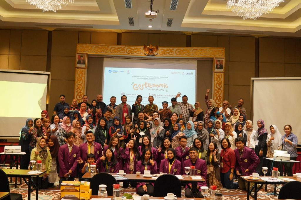 Kedaireka Unika Soegijapranata Fokus Memperhatikan Kualitas UMKM Kuliner Solo