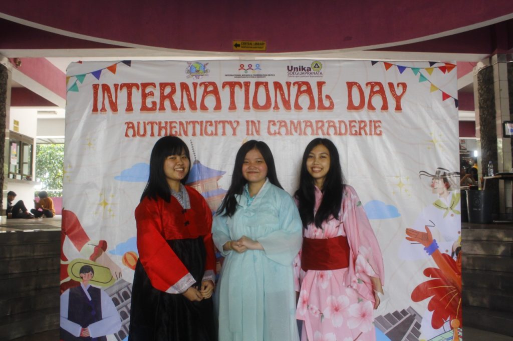 IACO Unika Soegijapranata Gelar Acara International Day