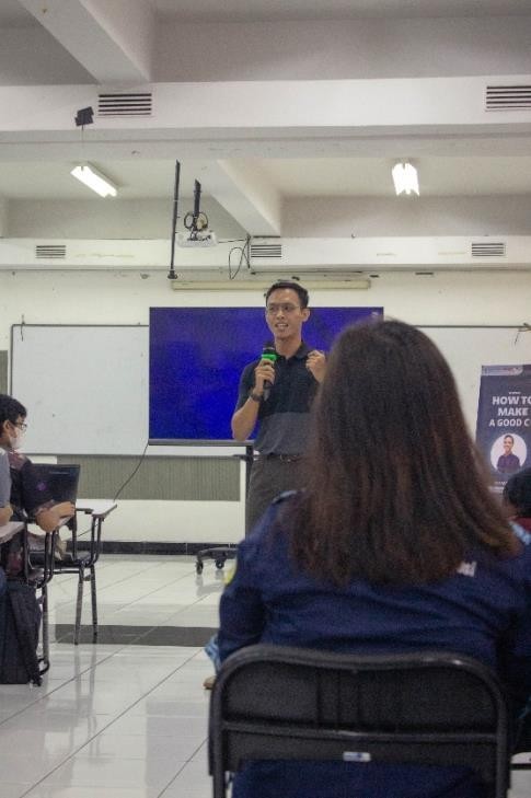 Belajar Membuat CV yang Baik Bersama Alumni Psikologi SCU