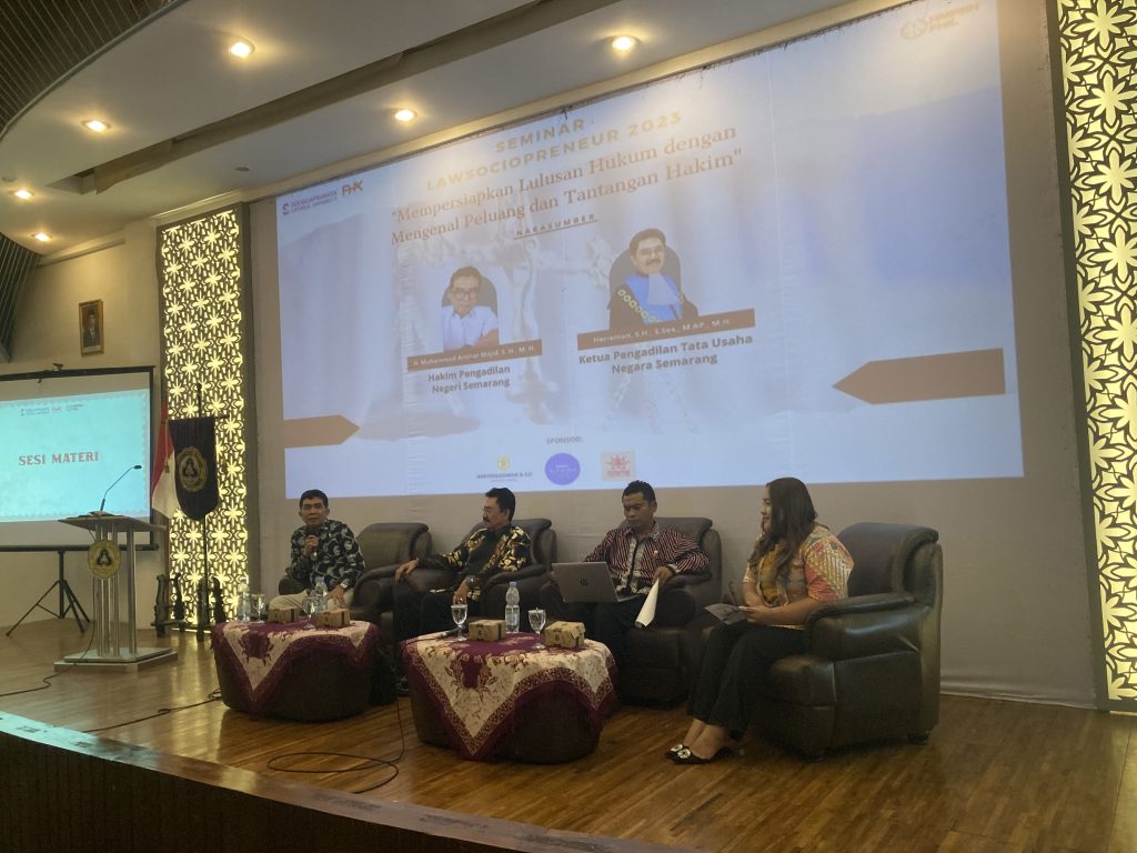 Peluang dan Tantangan Profesi Hakim Bersama Program Studi Ilmu Hukum SCU