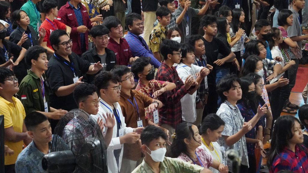 KAS Youth Day Hari Kedua; Kaum Muda Diajak Mengenal Profesi Kerja Melalui Exporience di Kampus SCU