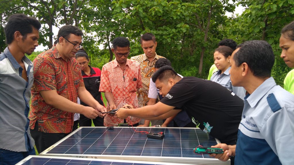 Soegijapranata Catholic University (SCU) – Don Bosco Job Training Centre (BLK) Collaboration on Off-Grid Photovoltaics and Residential Electricity Installation Vocational Courses Soegijapranata Catholic University (SCU) – Don Bosco Job Training Centre (BLK) Collaboration on Off-Grid Photovoltaics and Residential Electricity Installation Vocational Courses