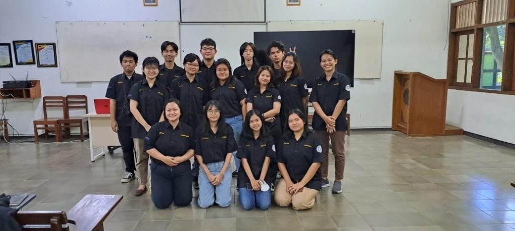 UKM Jurnalistik SCU Selenggarakan Lomba Fotografi dan Tulisan Kreatif UKM Jurnalistik SCU Selenggarakan Lomba Fotografi dan Tulisan Kreatif