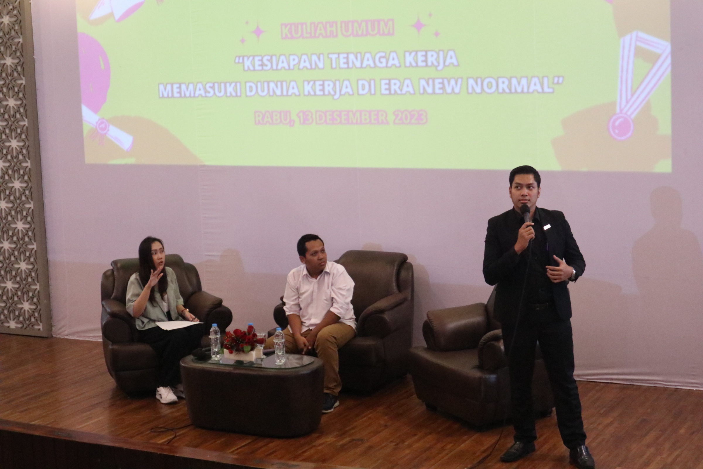  Kuliah Umum Program Studi Manajemen SCU