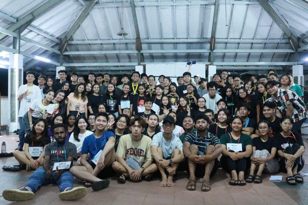LKTD-FIKOM Latih Kepemimpinan Mahasiswa