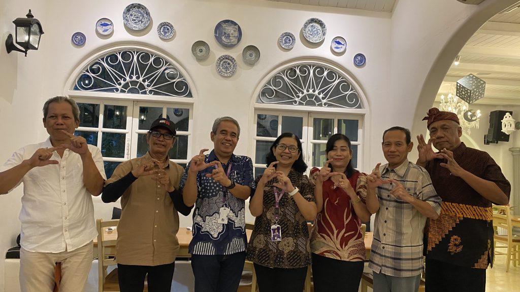 Lepas Purna Tugas, Rektor SCU Ingatkan Peran SDM dalam Perkembangan Organisasi