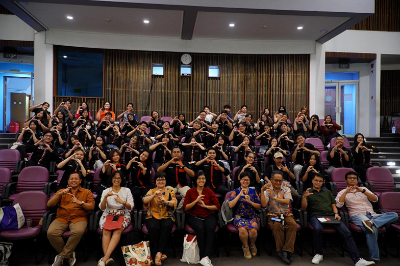Jumpa Dekanat FHK SCU Dorong Mahasiswa Lebih Kritis Jumpa Dekanat FHK SCU Dorong Mahasiswa Lebih Kritis