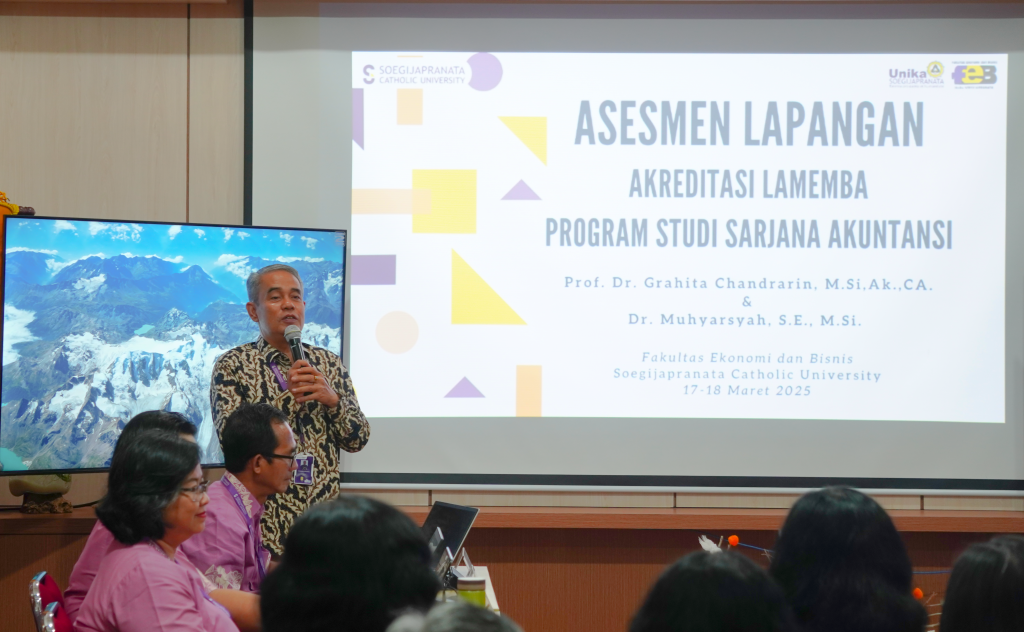 Akuntasi SCU Jalani Asesmen Lapangan bersama LAMEMBA untuk Re-Akreditasi