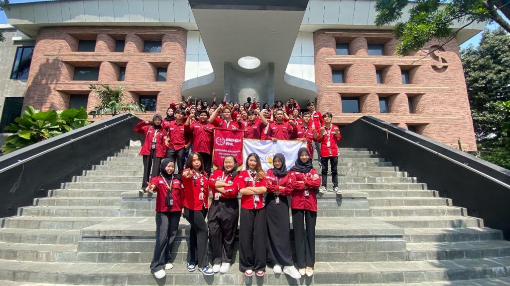 HMPS Ilmu Hukum SCU Gelar Studi Banding bersama HIMA Hukum Universitas PGRI Semarang