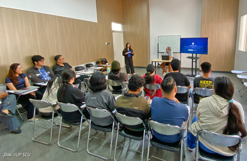 Datangkan Salah Satu Ilmuwan Terbaik Dunia, Bentuk Komitmen IUP SCU Bekali Mahasiswa dengan Wawasan Global dan Perspektif Lintas Budaya Datangkan Salah Satu Ilmuwan Terbaik Dunia, Bentuk Komitmen IUP SCU Bekali Mahasiswa dengan Wawasan Global dan Perspektif Lintas Budaya