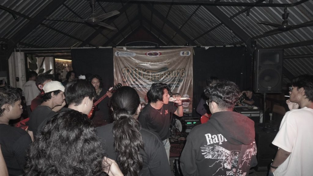 UKM WSM FEB SCU Hadirkan Semangat Rock n’ Roll dalam Konser Bergaya Kekinian 