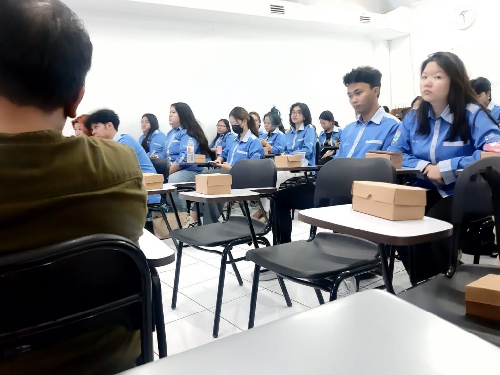 Sidang Senat Fakultas Bahasa dan Seni SCU Periode 2024/2025 sukses Diselenggarakan 
