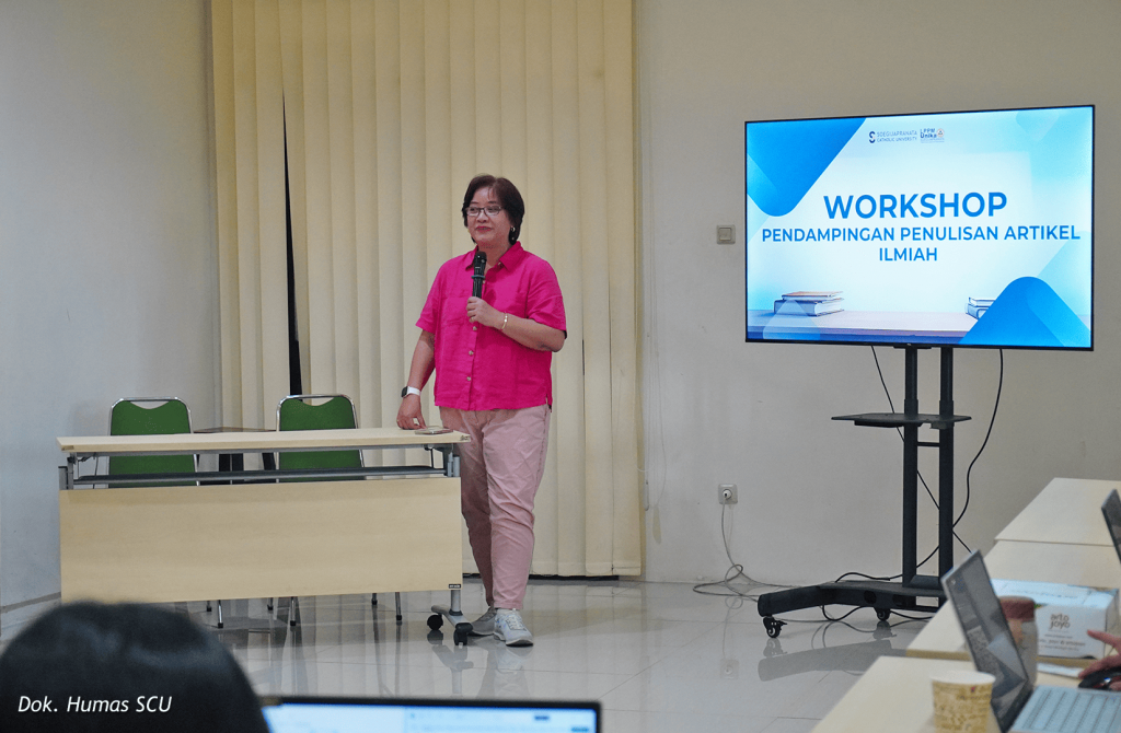 Etika Penggunaan AI dalam Penelitian jadi Sorotan SCU dalam Workshop Pendampingan Penulisan Artikel Ilmiah Etika Penggunaan AI dalam Penelitian jadi Sorotan SCU dalam Workshop Pendampingan Penulisan Artikel Ilmiah
