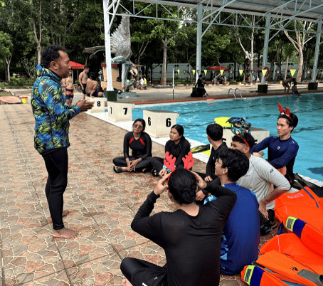 DIKSAR UKM SARAS SCU Bekali Calon Anggota Dasar Penyelaman dan Keselamatan