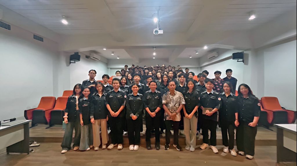 Sidang Awal Ormawa FIKOM SCU Menjadi Ruang Penyelarasan Program dan Komitmen Organisasi