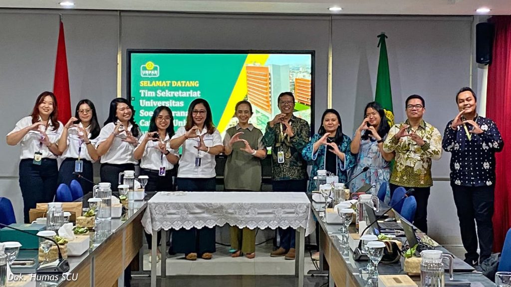 Studi Banding SCU ke UNPAR Tekankan Peran Strategis Sekretariat Universitas