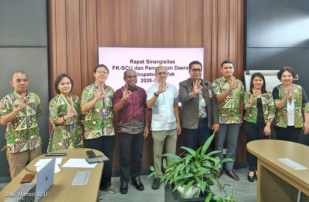 Dorong Pengembangan Sistem Pelayanan Kesehatan DTPK, FK SCU Perkuat Riset dan Akses Pendidikan Kedokteran di Kabupaten Fakfak